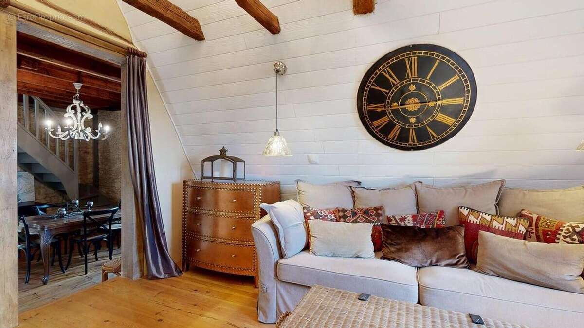 EXCLUSIVITE LABEL PIERRES. L'Élégance Discrète d'une Maison de Village, avec tous commerces - photo 19