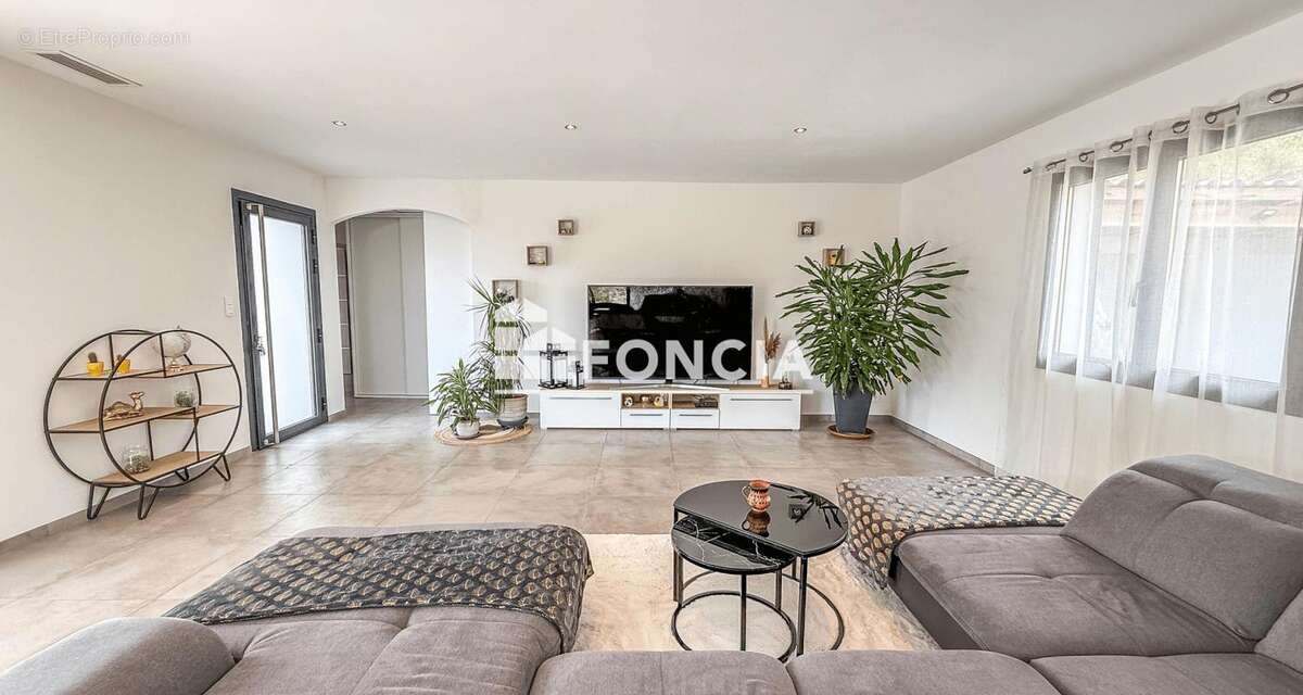 Maison à SAINT-HIPPOLYTE-DU-FORT