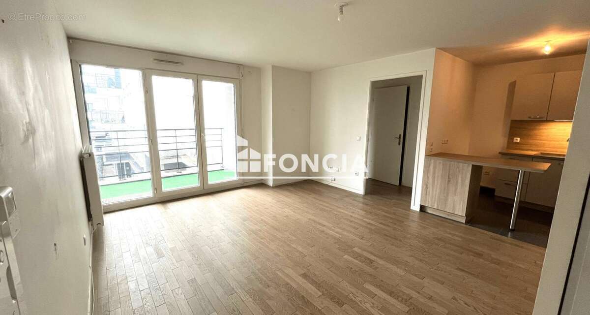 Appartement à THIAIS