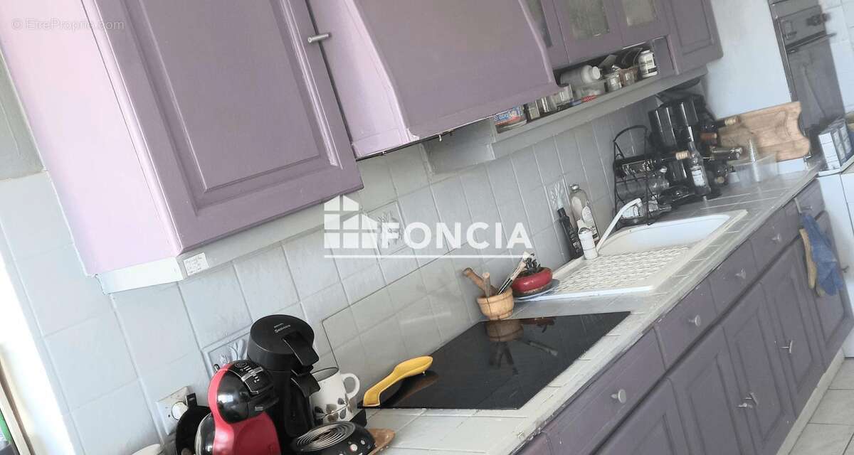 A vendre appartement t4/5 + cave a martigues ( 13500) - photo 3
