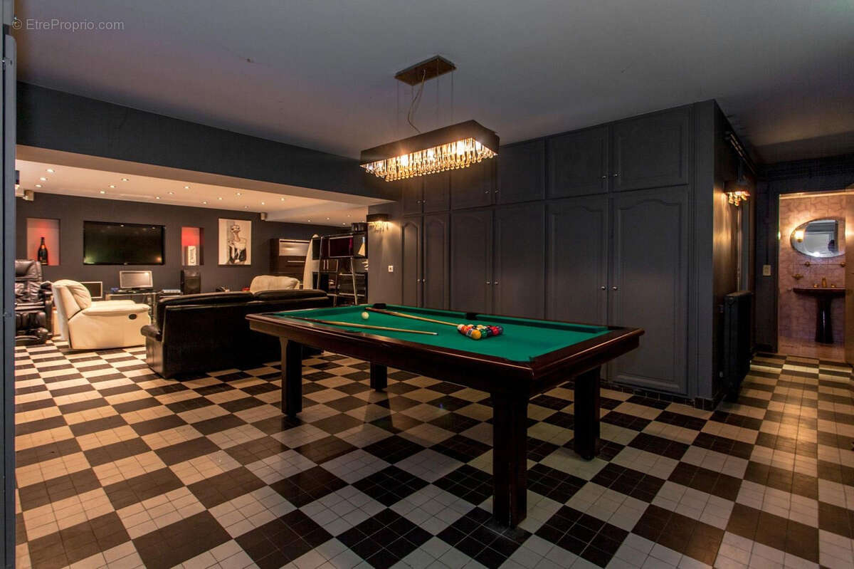 Maison à CHAMPIGNY-SUR-MARNE