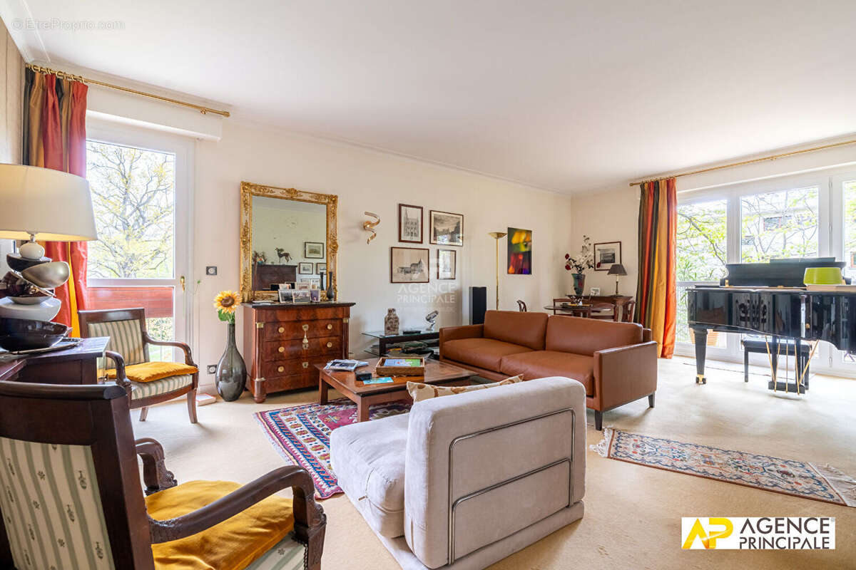 Appartement à MAISONS-LAFFITTE