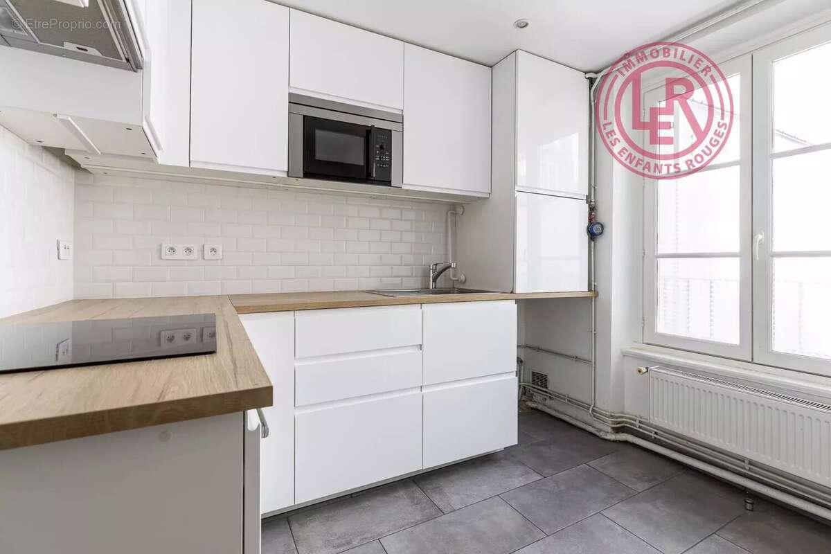 Appartement à PARIS-9E