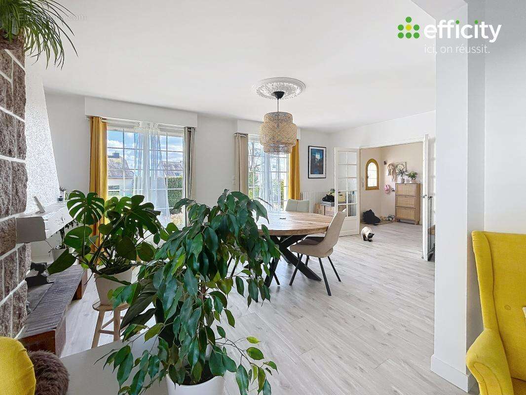 Maison à CHATEAUGIRON