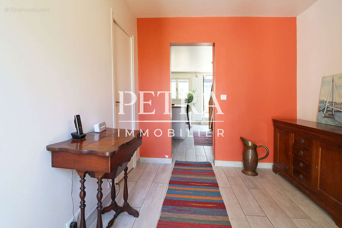 Maison L Hay Les Roses 4 pièce(s) 96 m2 - photo 8