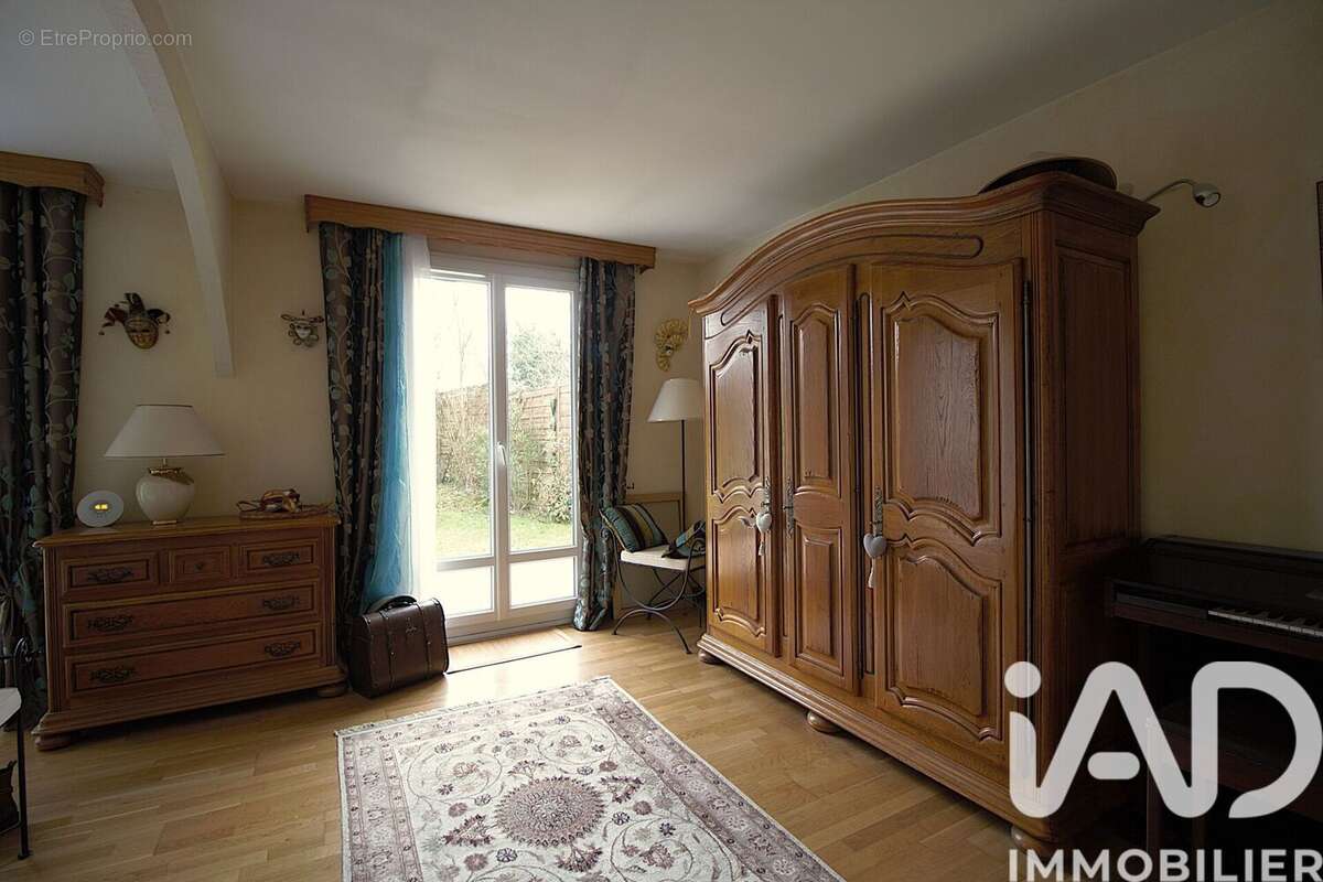 Photo 9 - Maison à LIMEIL-BREVANNES