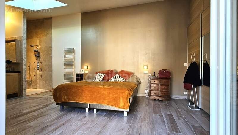 Maison à MORIGNY-CHAMPIGNY