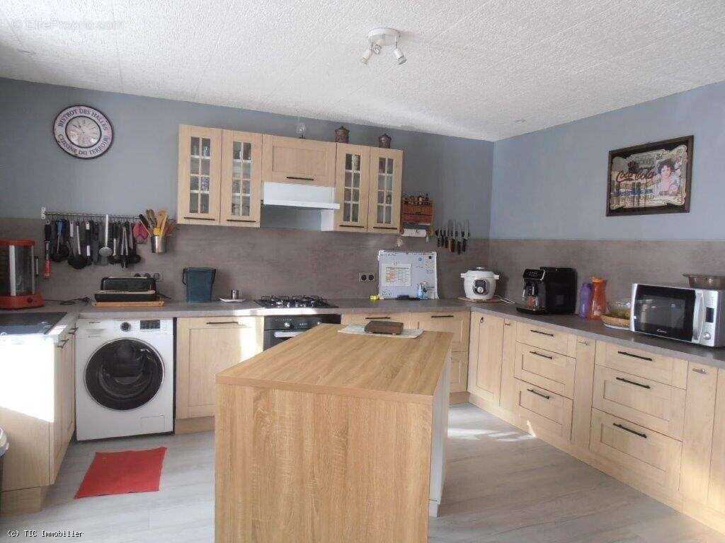 Maison à SAUZE-VAUSSAIS