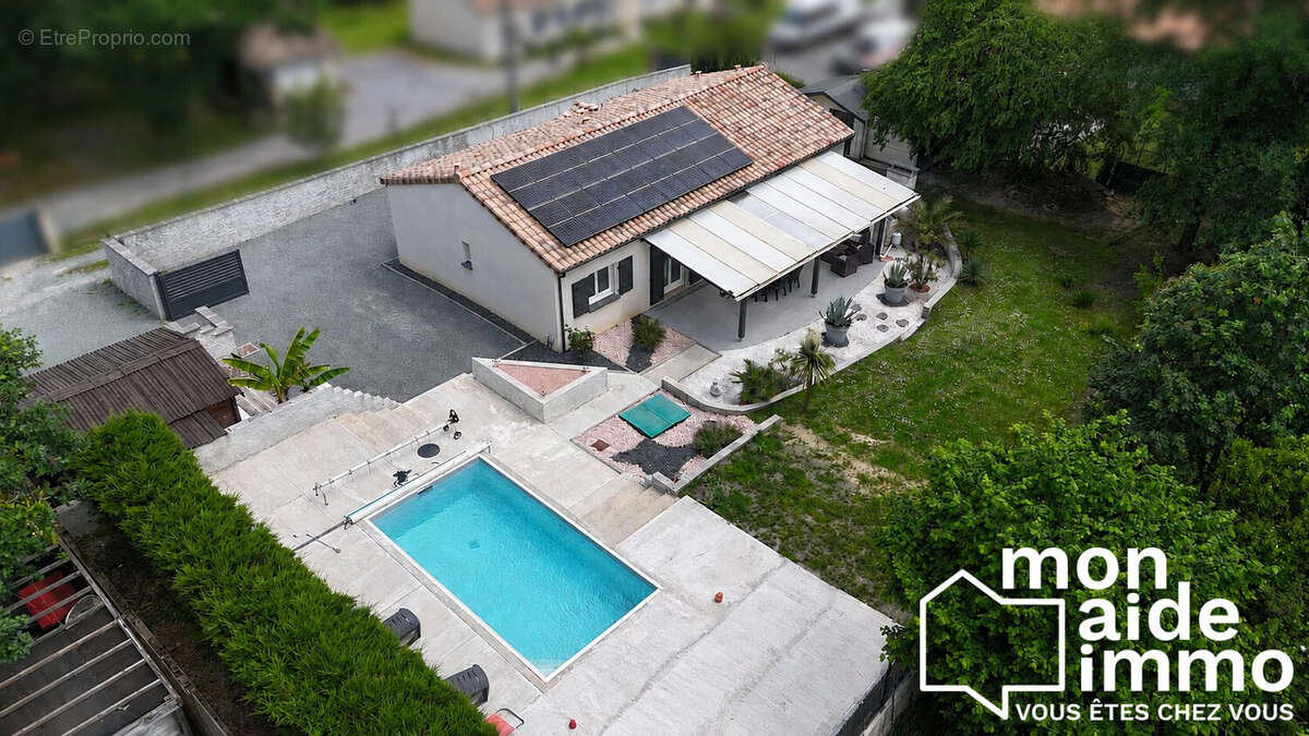 Maison à FARGUES-SAINT-HILAIRE