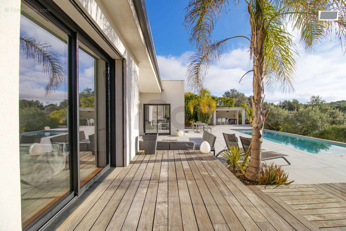 Maison à LA VALETTE-DU-VAR