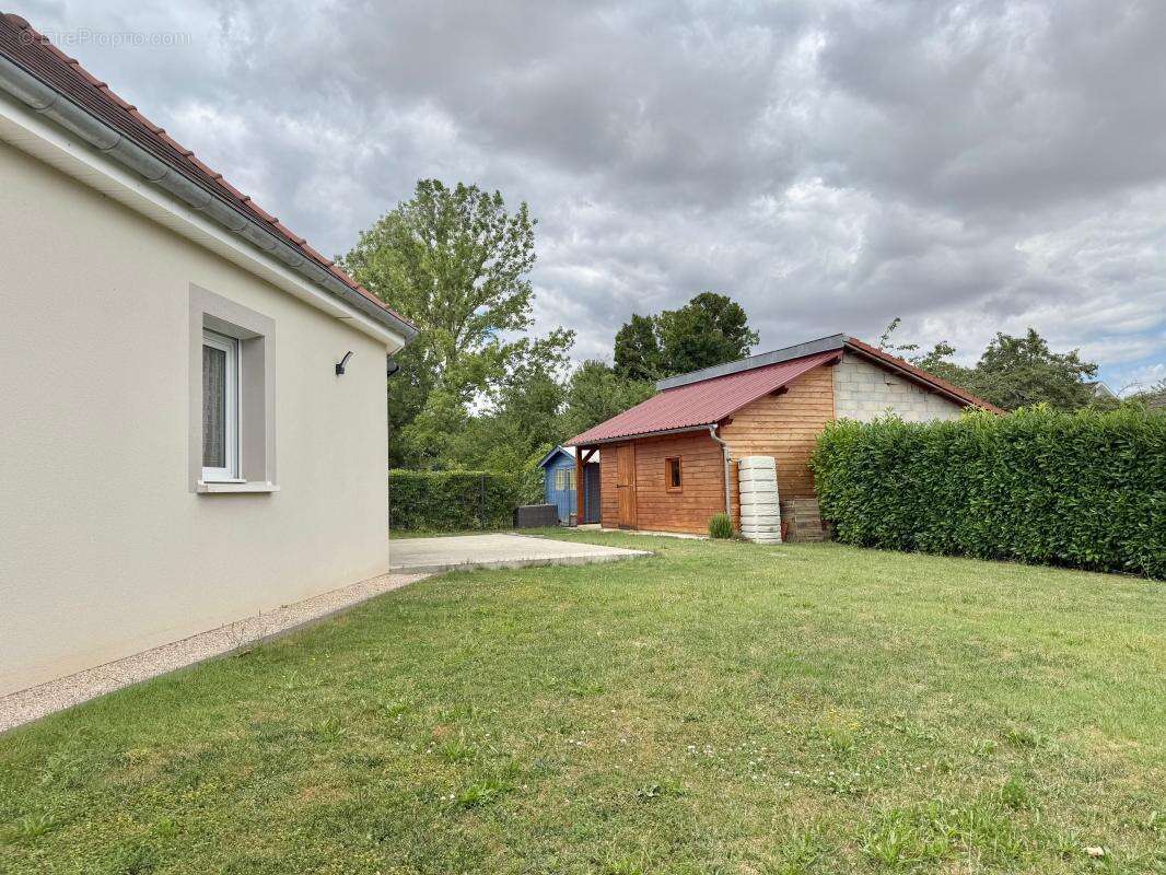 Maison à BINGES