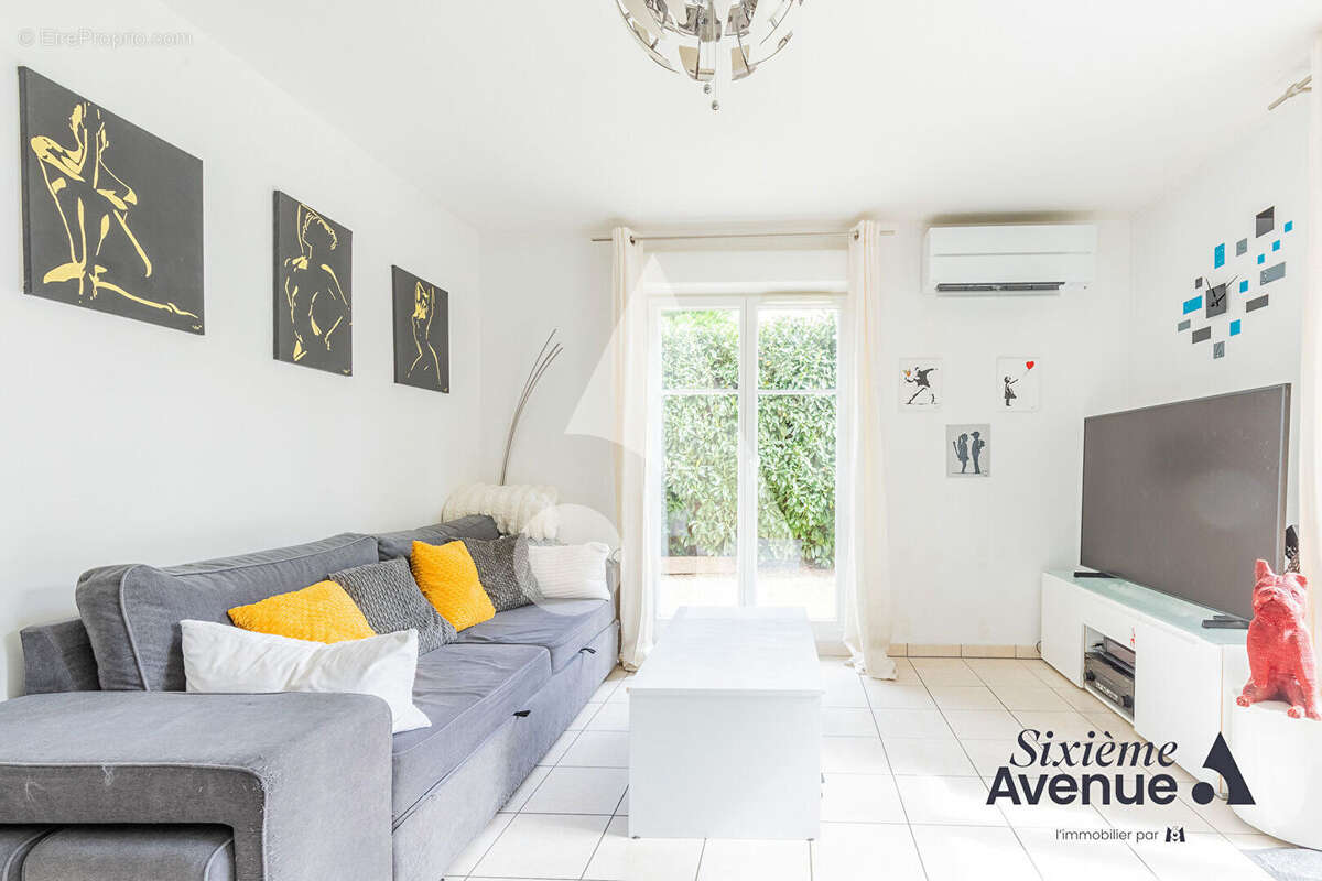 Appartement à LISSES