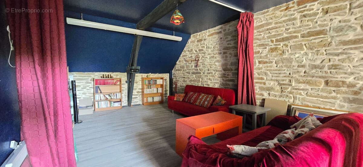 A vendre à Concarneau Maison de Maitre de 295 m² à 8 min du centre ville dans un cadre de vie idyllique ! - photo 12
