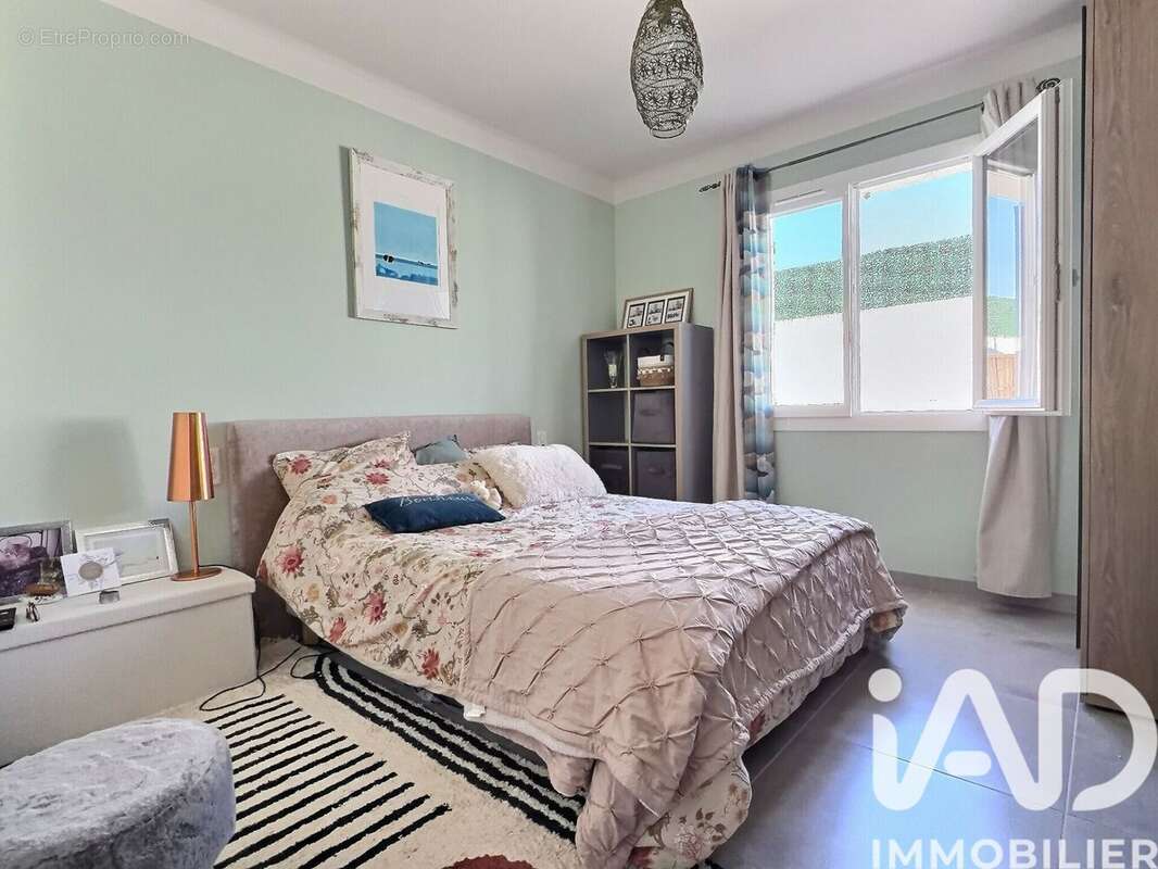 Photo 8 - Maison à MOURIES