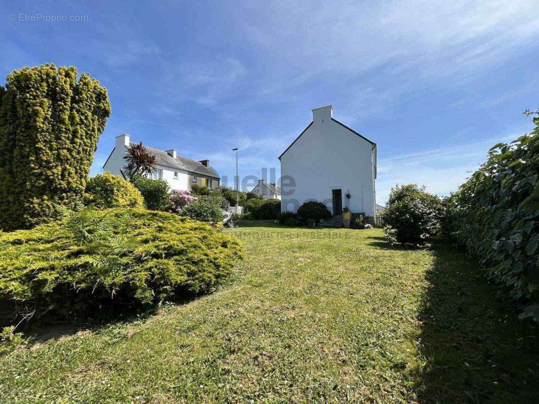 Maison à CLEDEN-CAP-SIZUN