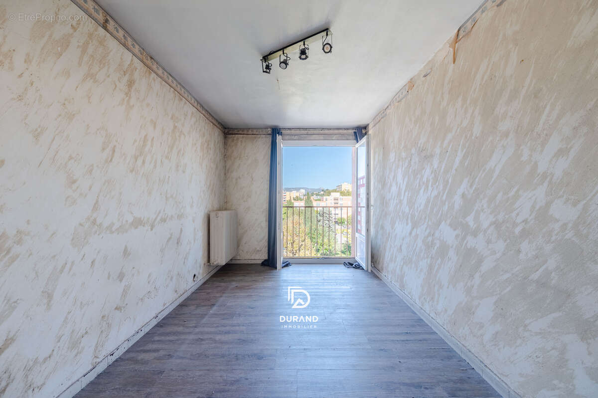 Appartement à MARSEILLE-10E