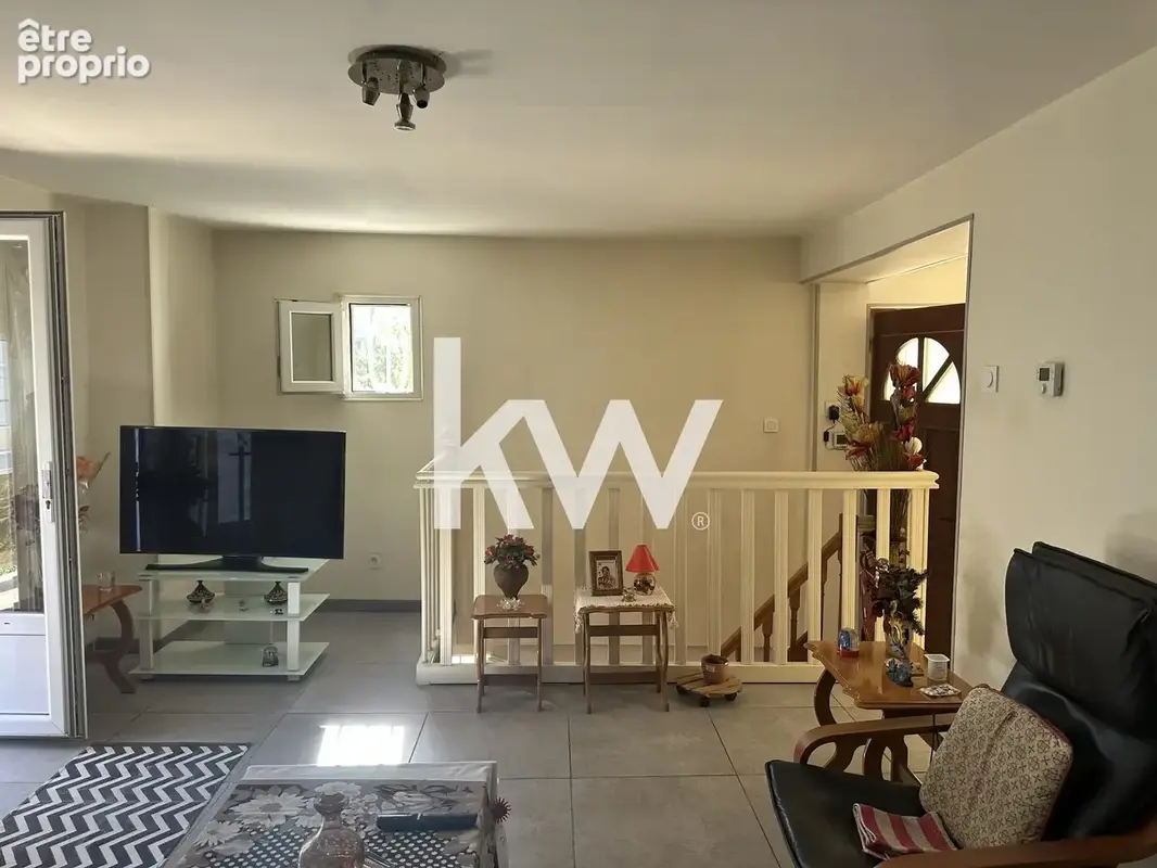 Maison 3 pièces 72 m² à vendre à Saint-Etienne (42100) - photo 2