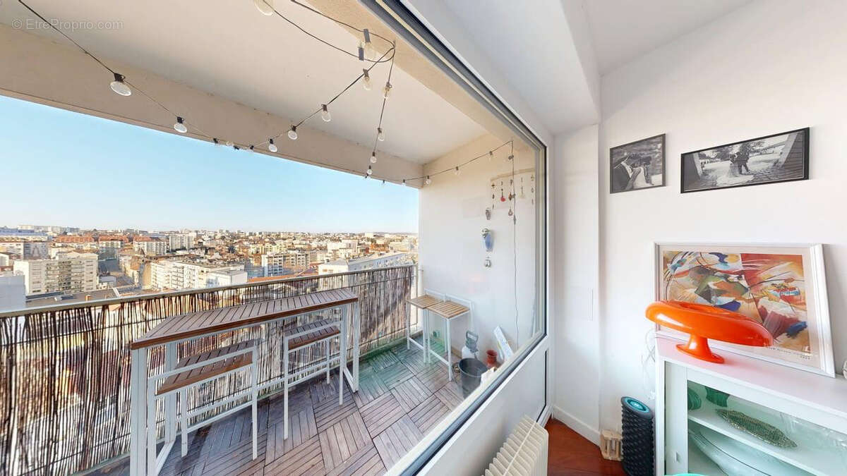 Parc Micaud : en étage élevé appartement T3 avec terrasse - photo 5