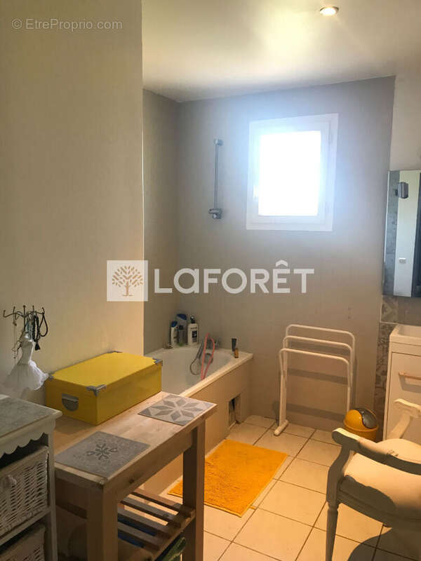 Maison à VILLENEUVE-DE-LA-RAHO