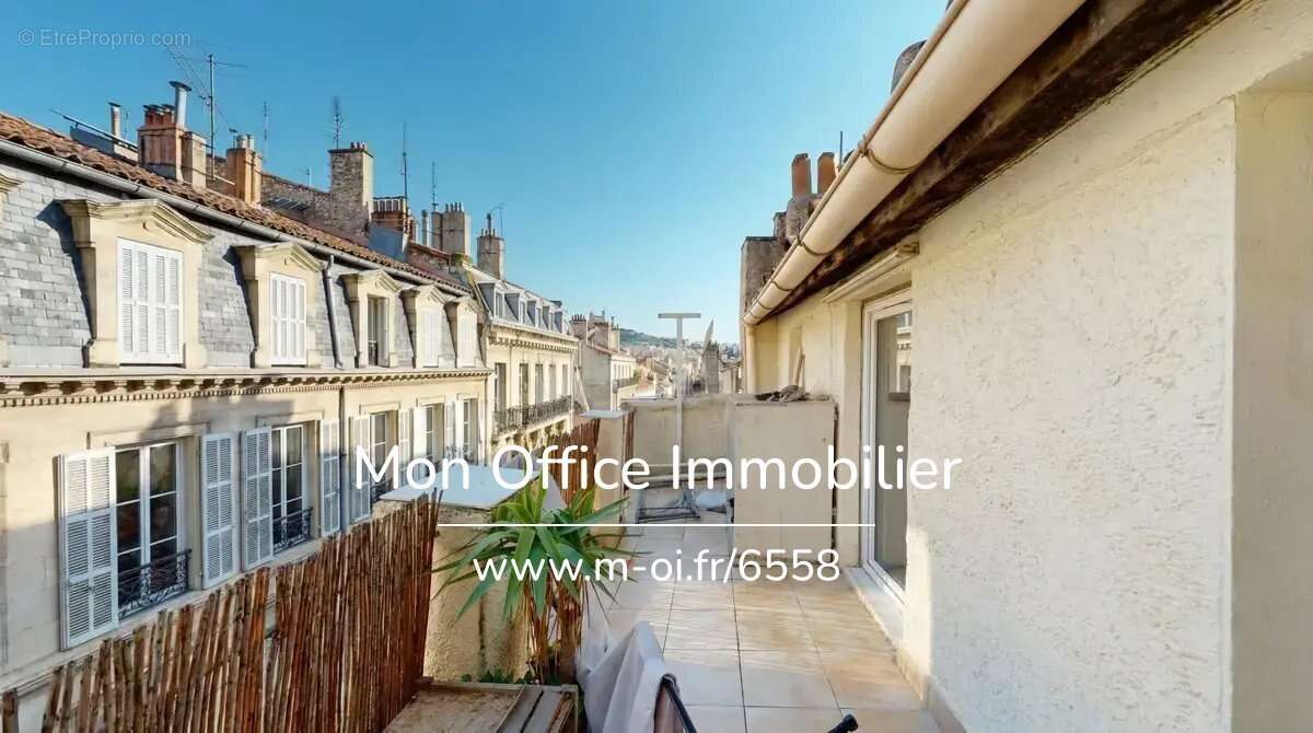 Appartement à MARSEILLE-6E