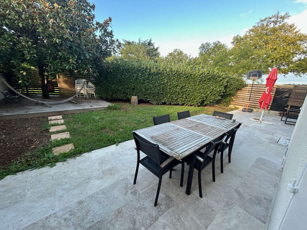 Maison à DECINES-CHARPIEU