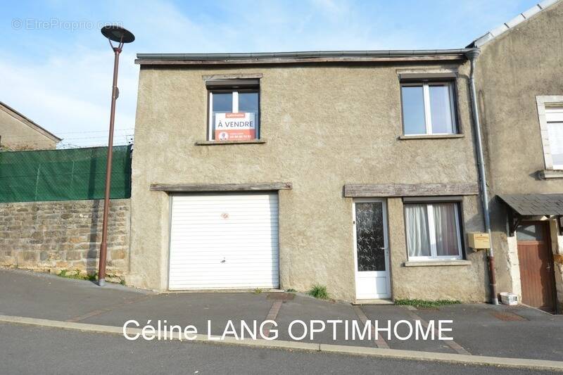 Maison à FRANCHEVAL