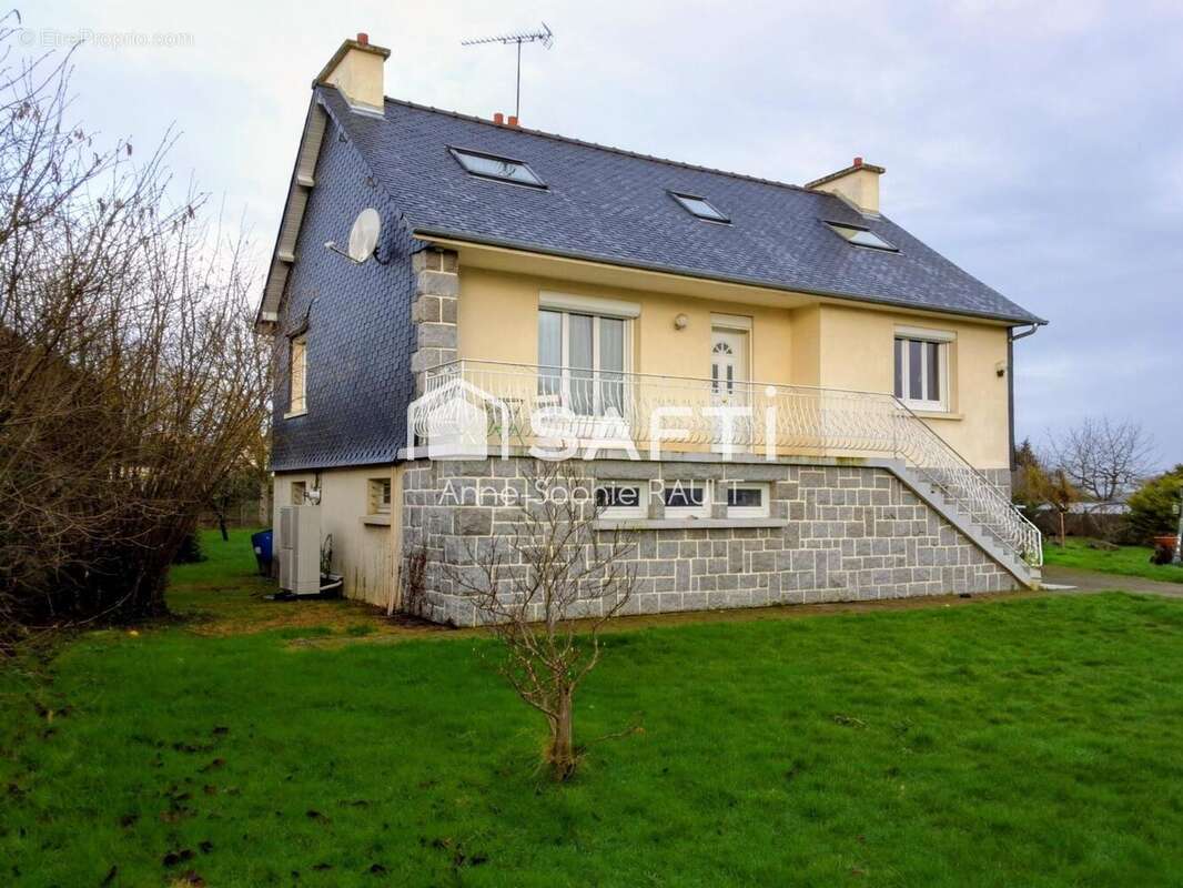 Photo 3 - Maison à LANVOLLON