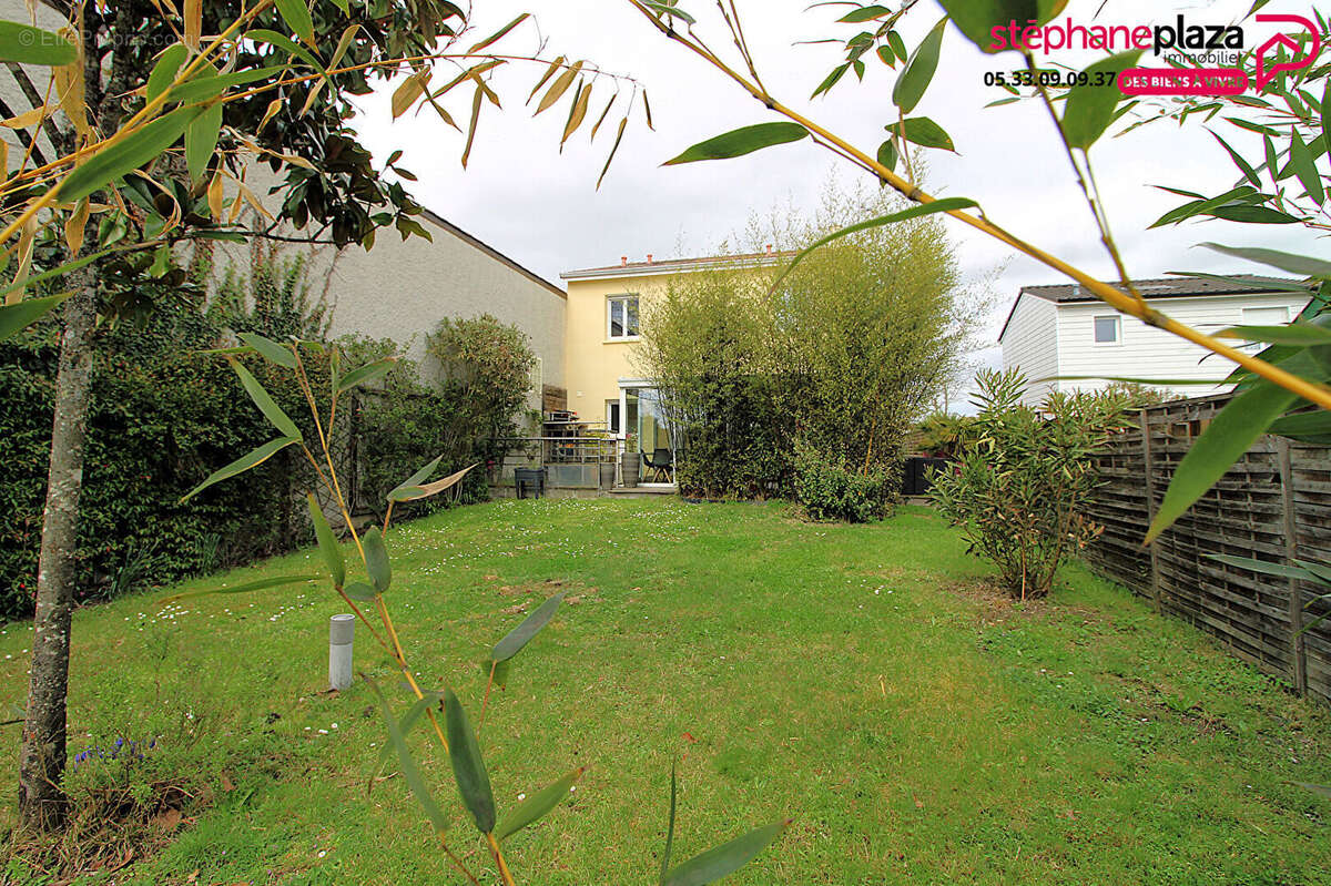 Maison à VILLENAVE-D'ORNON