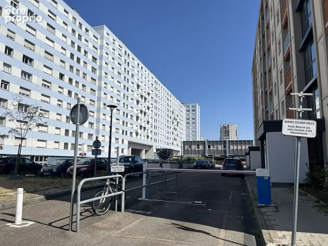 2 Places de parking en sous-sol avec borne électrique - photo 5