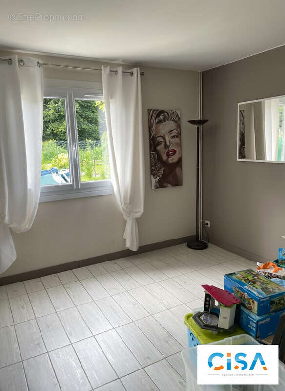 Maison à PONT-SAINTE-MAXENCE