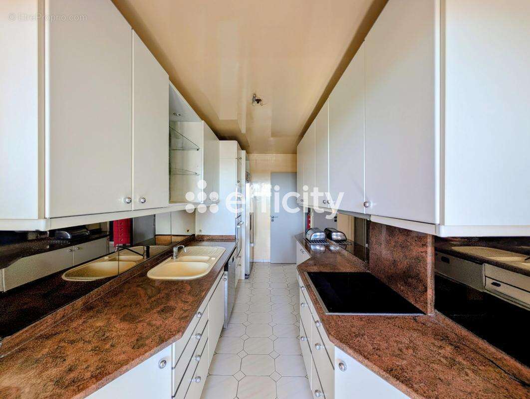 Appartement à ENGHIEN-LES-BAINS