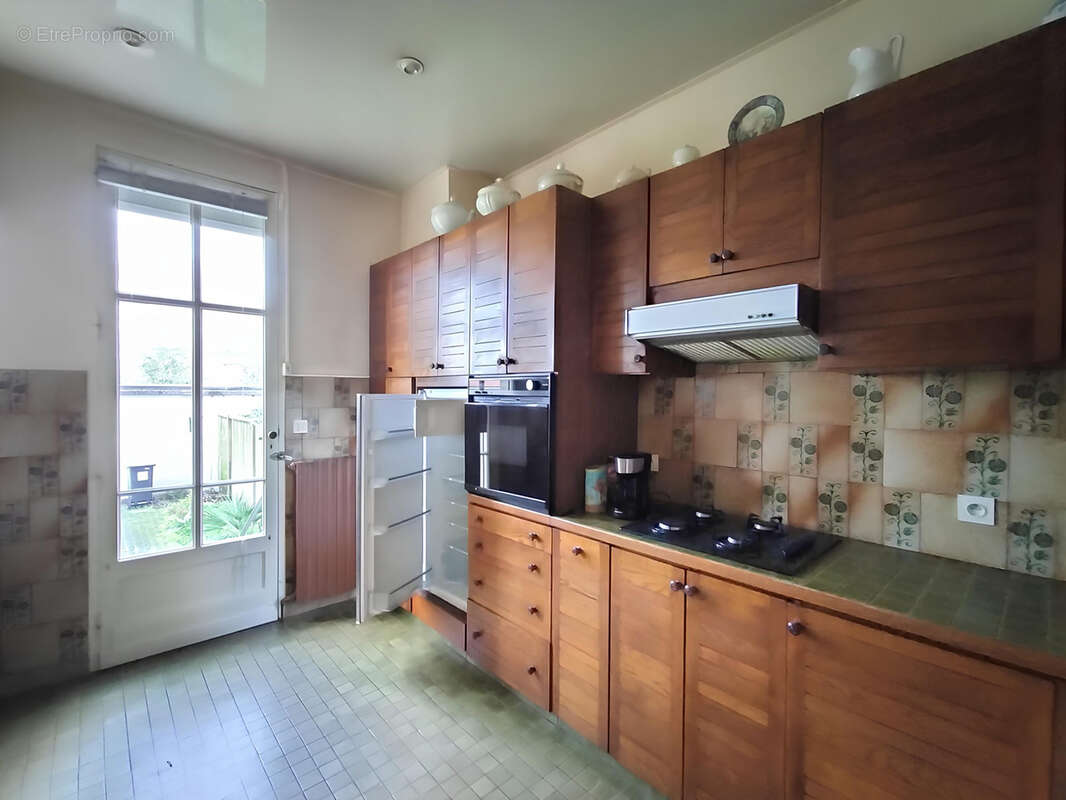 BORDEAUX CAUDÉRAN  Maison en pierre aux Volumes Généreux - photo 5