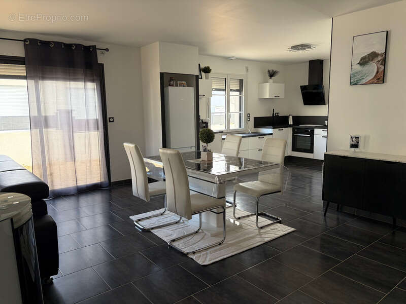 Maison à SAINT-CYR-EN-TALMONDAIS