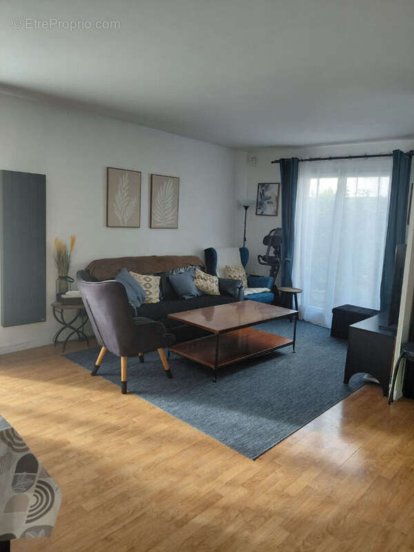 Appartement à STAINS