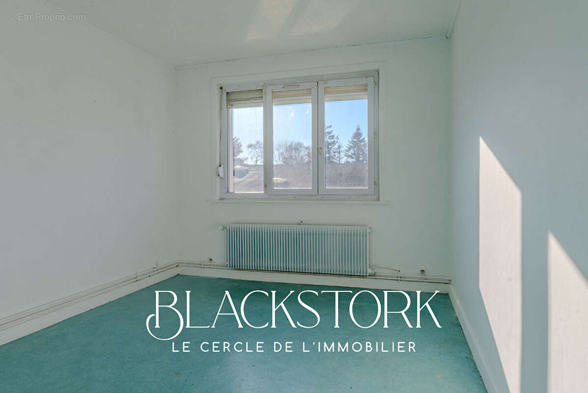 Maison à NEUVILLE-EN-FERRAIN