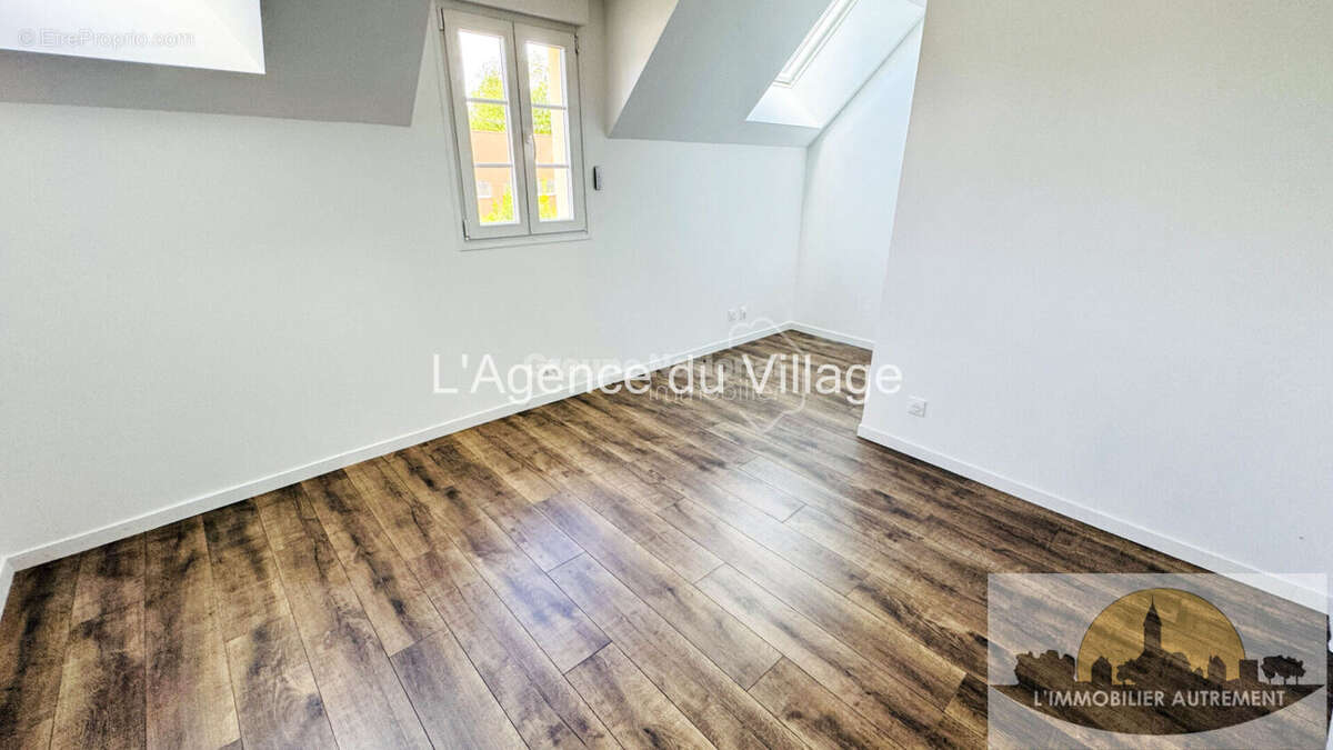 Maison à SAINTE-GENEVIEVE