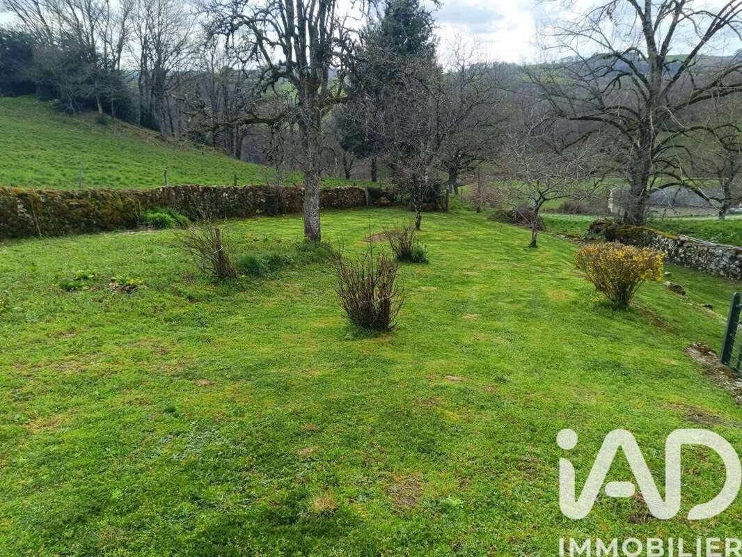 Maison 87 m² à Ladinhac  - photo 5
