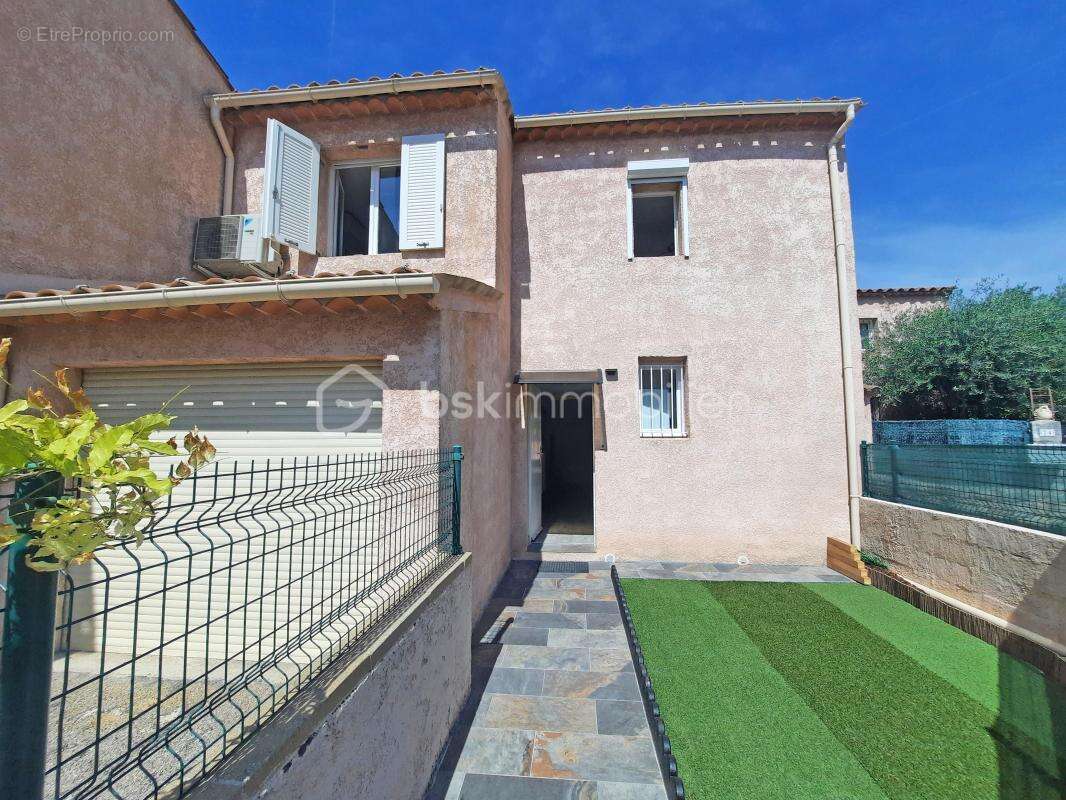Maison à FAYENCE