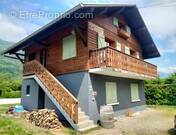 Maison à LA RIVIERE-ENVERSE