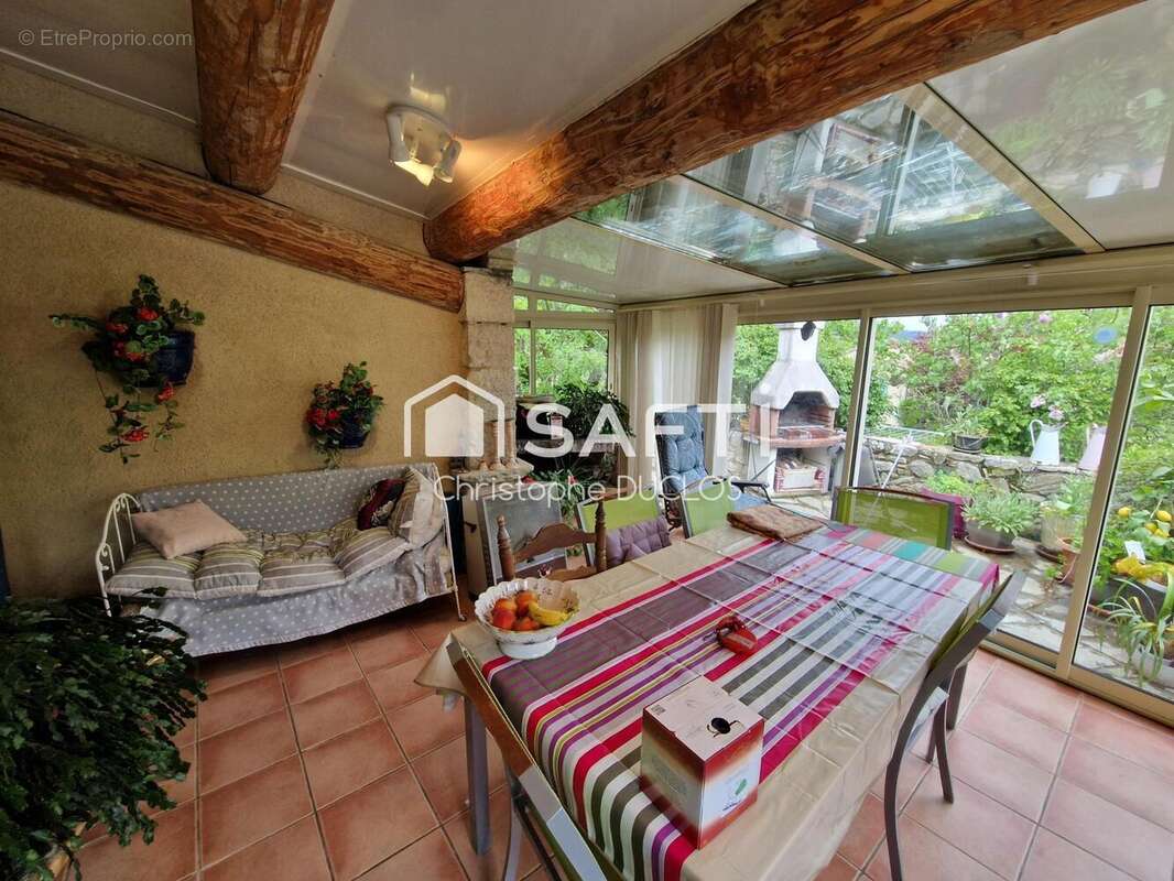 Maison 190 m² à Chateauneuf-Miravail  - photo 7