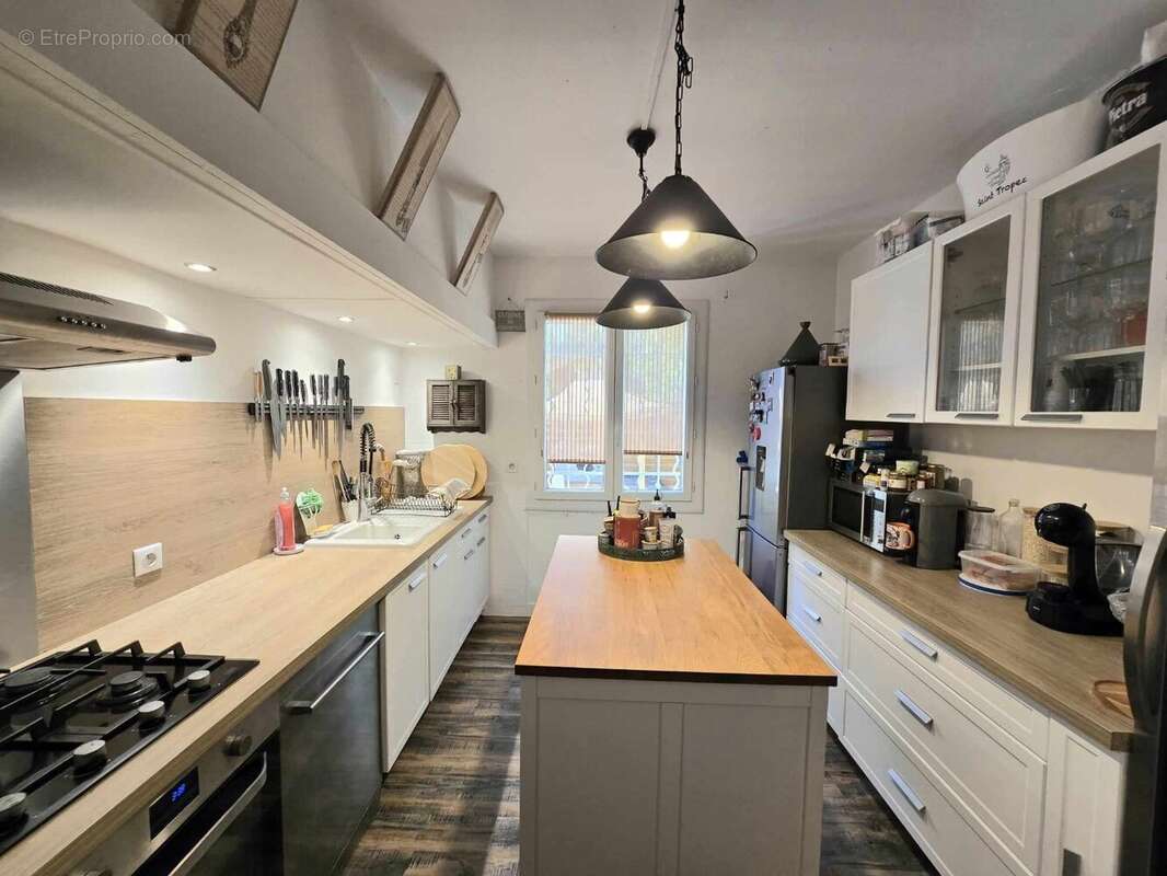 Maison à VILLENEUVE-LES-BEZIERS