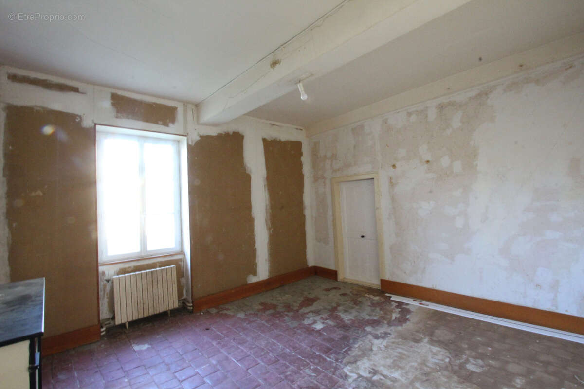 Maison à RAVEAU