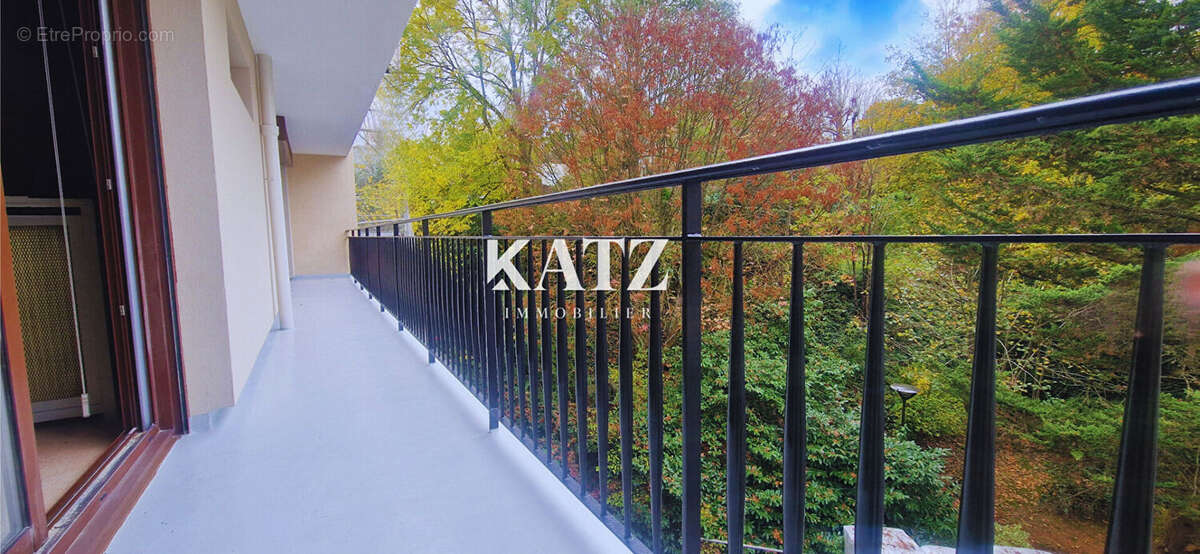 Appartement à VAUCRESSON