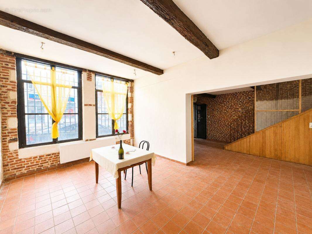 Maison 6 pièces 189 m² à vendre à Cambrai (59400) - photo 2