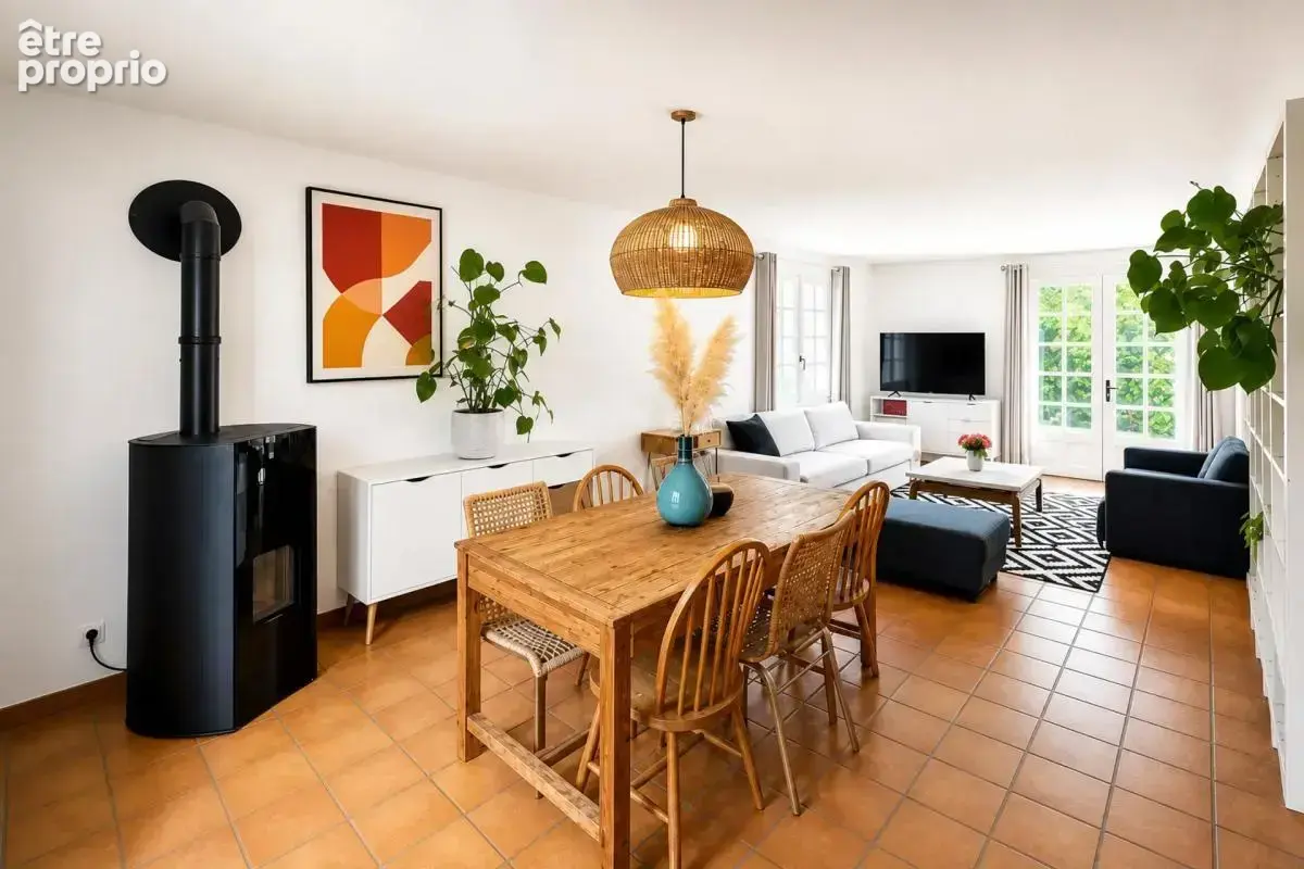 Maison de 8 pièces de 156 m² à Bailleau-Armenonville - photo 1