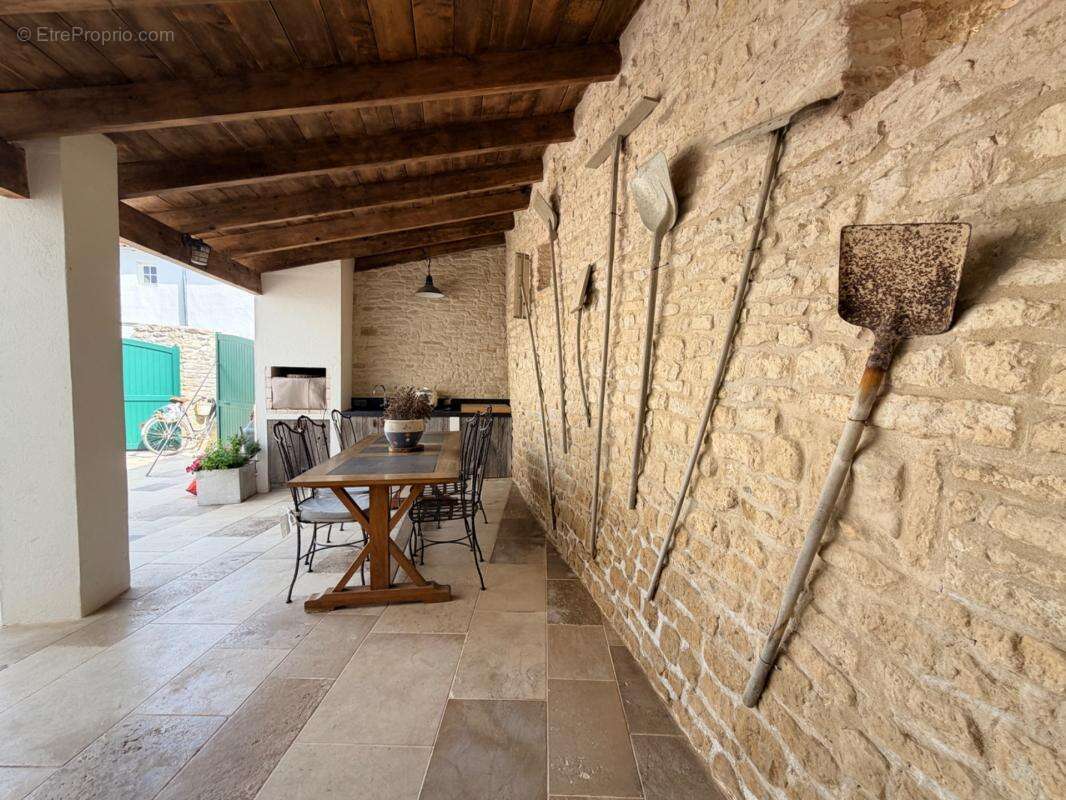 Rare Maison Coeur du  village à ARS EN RÉ - photo 25