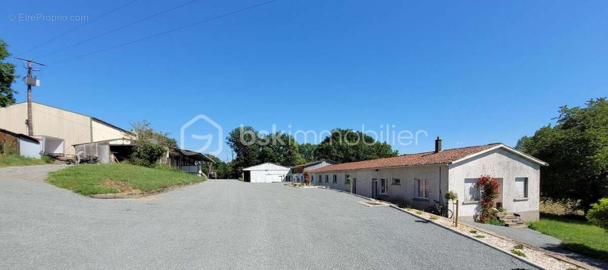 Maison avec exploitation agricole 150m2, 9 pièces - photo 3