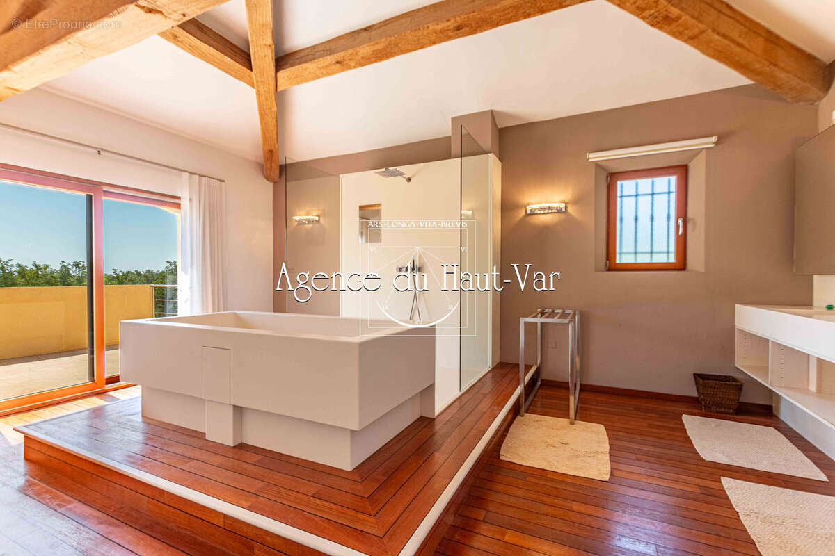 Superbe villa moderne, 4 chambres, 3300m2 de terrain - photo 25