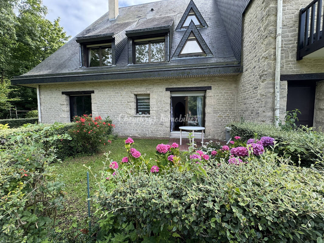 Appartement à EQUEMAUVILLE