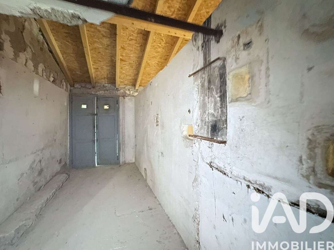 Photo 7 - Maison à AZILLE